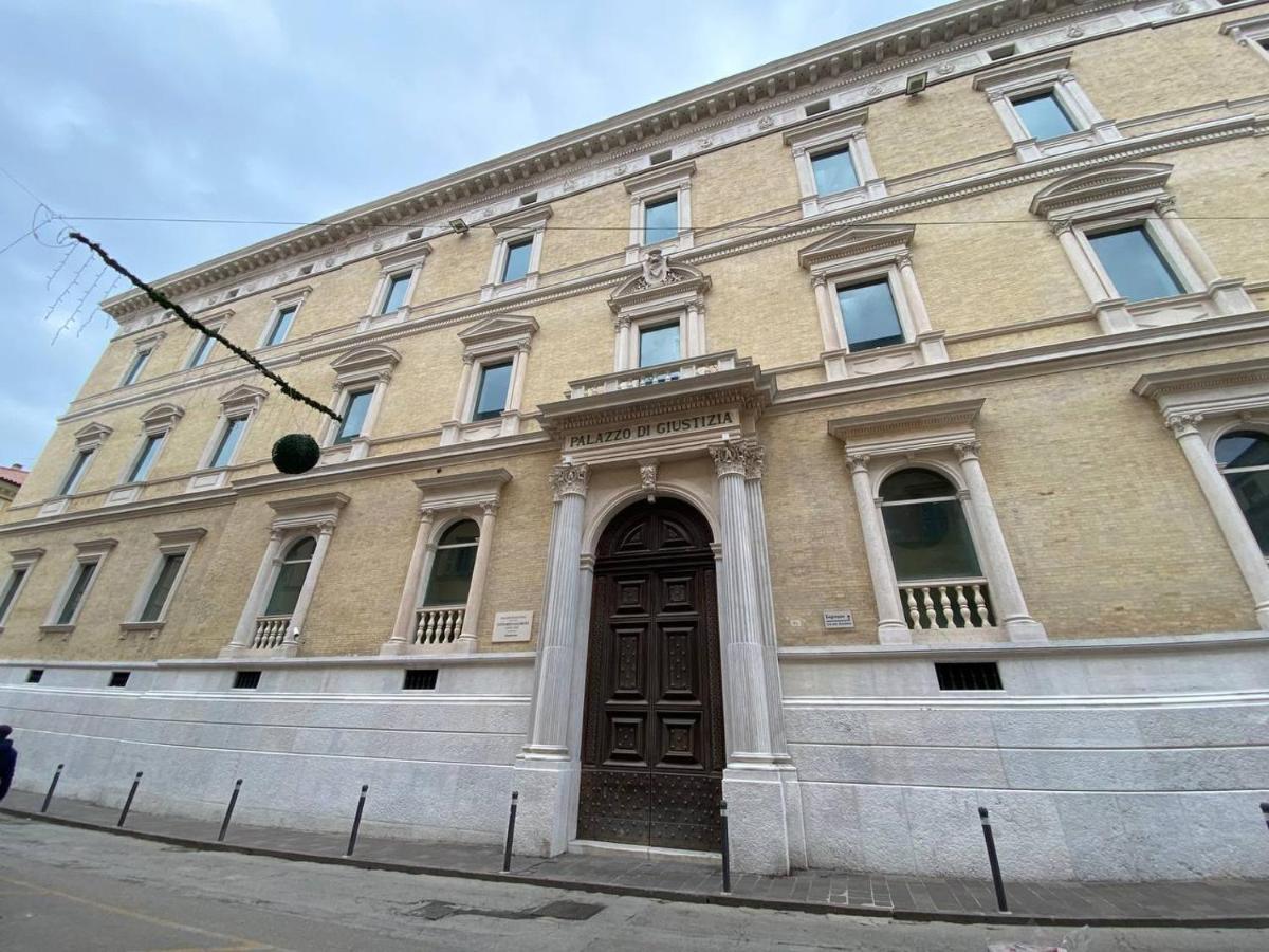 Casa Ohana Ancona Bagian luar foto
