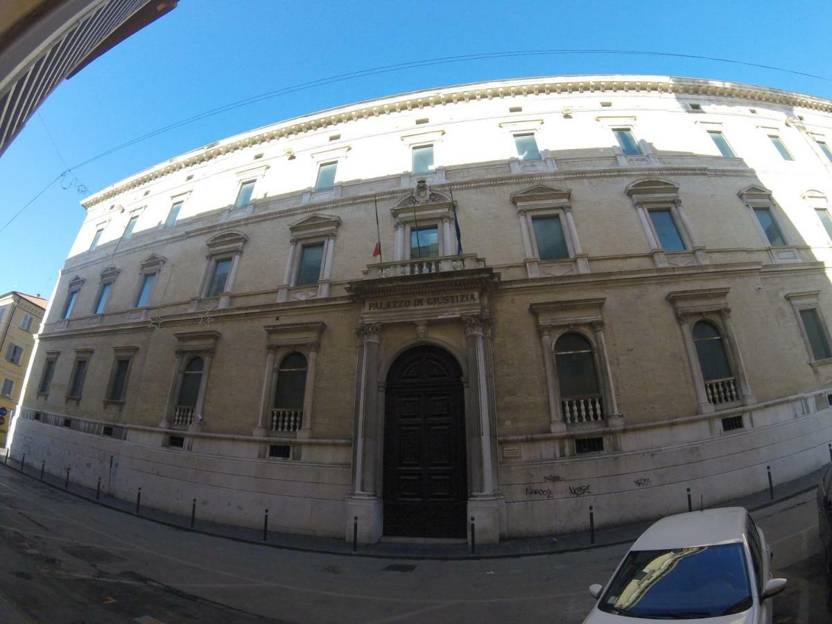 Casa Ohana Ancona Bagian luar foto